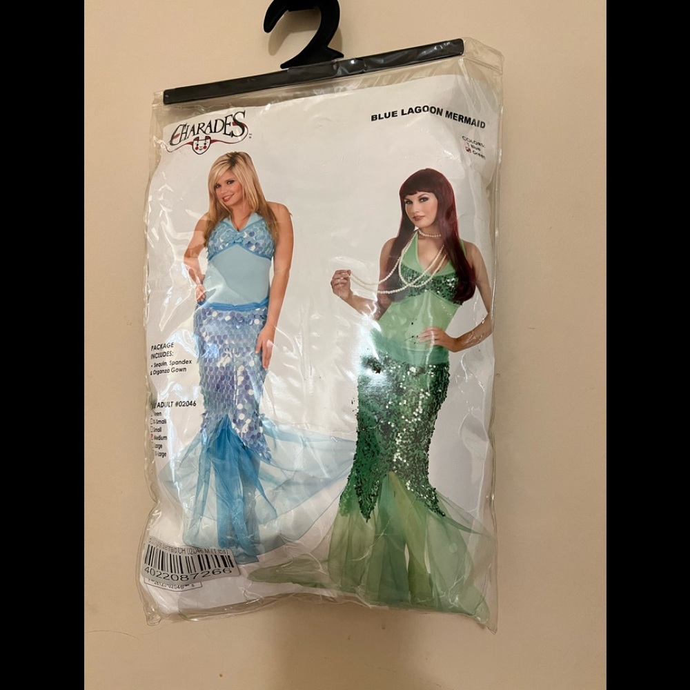 Charade’s Women's Green Sequin Mermaid Costume - NEW - Picture 3 of 13